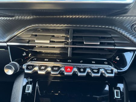 2021 Peugeot 2008 1.5 BlueHDI 110bhp GT €20,975 thumbnail