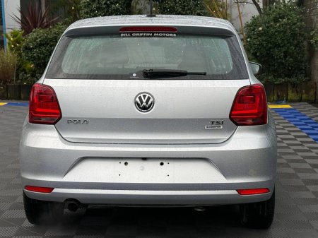 2016 Volkswagen Polo COMFORTLINE 1.2 TSI // FULL SERVICE HISTORY // LOW MILEAGE // DIGITAL CLIMATE CONTROL €13,750 thumbnail