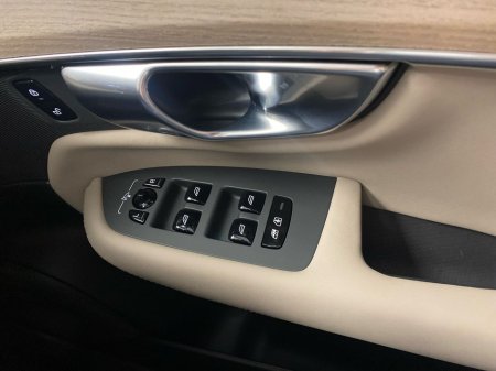 2026 Volvo XC90 - thumbnail 19