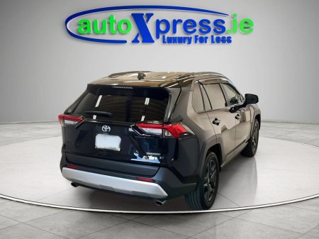 2023 Toyota Rav4 - thumbnail 5