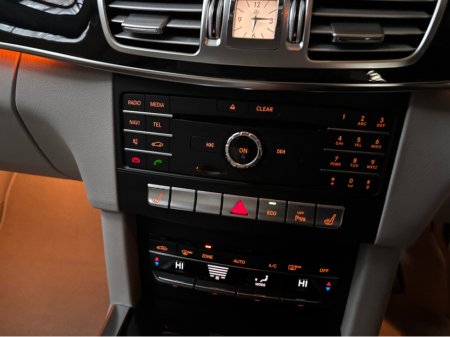 2016 Mercedes-Benz E Class - thumbnail 12