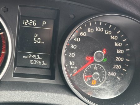 2011 Volkswagen Golf - thumbnail 26