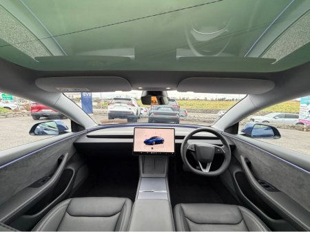 2025 Tesla Model 3 - thumbnail 18