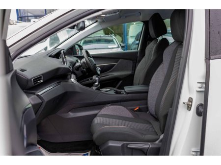 2021 Peugeot 3008 - thumbnail 21