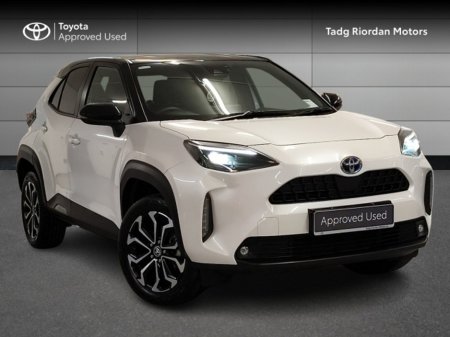 2023 Toyota Yaris Cross LUNA SPORT €31,950