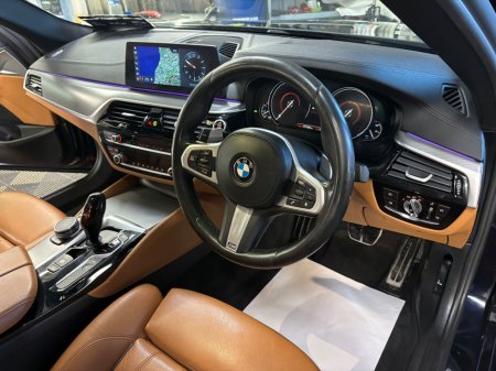 2017 BMW 5 Series - thumbnail 8