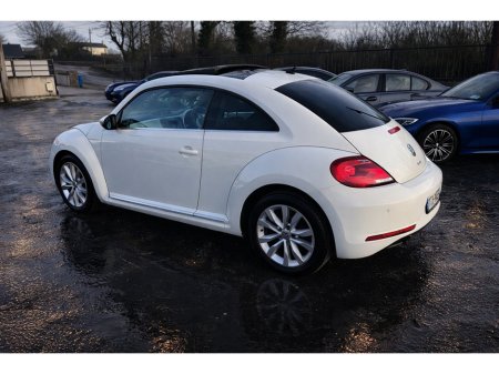 2017 Volkswagen Beetle - thumbnail 2