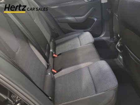 2024 Skoda Octavia - thumbnail 16