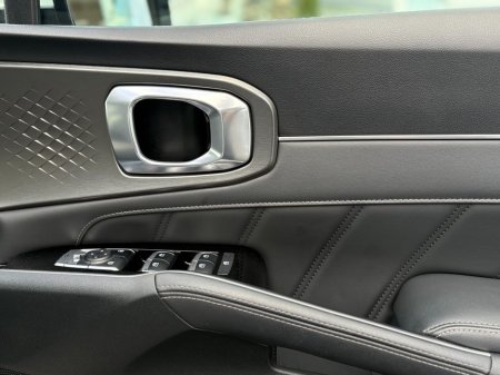 2024 Kia Sorento 2.2 Diesel ( 7 Seats ) €54,995 thumbnail