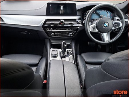 2017 BMW 5 Series 530e M Sport Auto €22,900