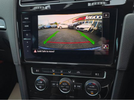 2017 Volkswagen Golf ( 172 REG )1.4 TSI HIGHLINE ALCANTARA SEATS CARPLAY ANDROID AUTO BLIND SPOT LANE ASSIST €17,950 thumbnail