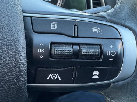 2023 Kia Sportage - thumbnail 17