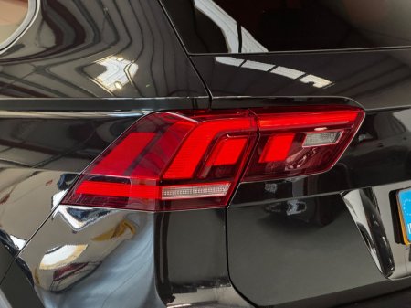 2024 Volkswagen Tiguan - thumbnail 12