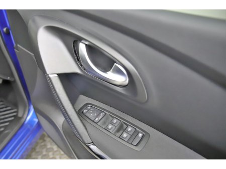 2022 Renault Kadjar 1.3 TCE AUTO 140BHP EQUILIBRE *REVERSE CAM*SAT NAV* thumbnail