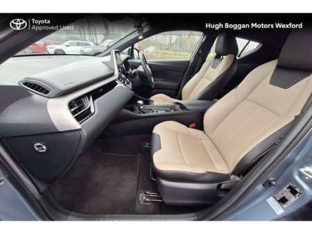 2023 Toyota C-HR - thumbnail 6