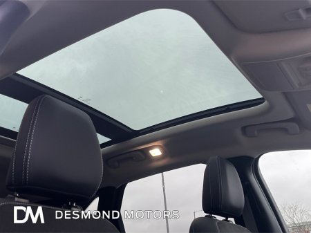 2025 Ford Kuga ACTIVE PHEV CVT €39,500 thumbnail