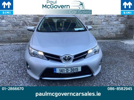 2014 Toyota Auris - thumbnail 2