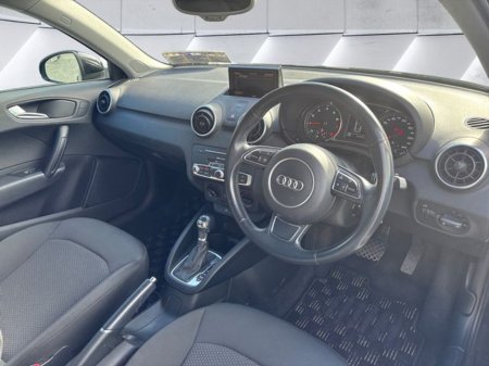 2015 Audi A1 - thumbnail 9
