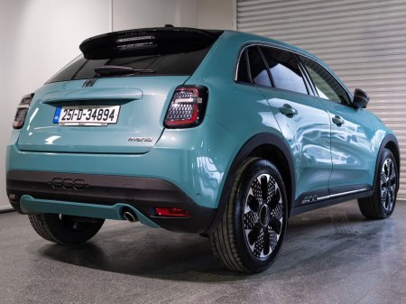 2025 Fiat 600 - thumbnail 4