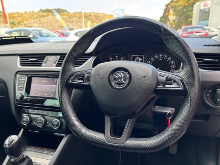 2015 Skoda Octavia - thumbnail 6