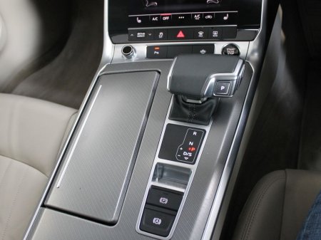 2021 Audi A6 Limousine 40 TDI 204HP S-tronic SE 4DR A €34,499 thumbnail