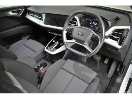 2024 Audi Q4 e-tron E-TRON 45 SPORT €42,490 thumbnail