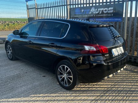 2015 Peugeot 308 - thumbnail 10