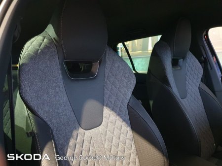 2026 Skoda Octavia Combi Sportline 2.0TDI 115hp - Available for Immediate Delivery €48,821 thumbnail