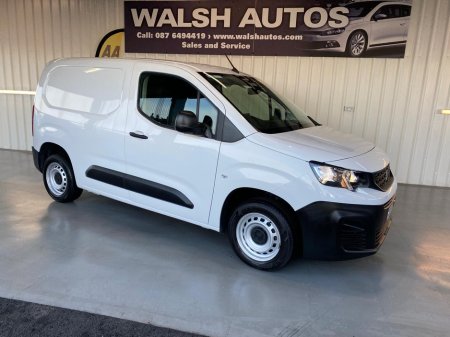 2023 Peugeot Partner PROFESSIONAL PLUS 1.5 H HDI 100 6 €14,450