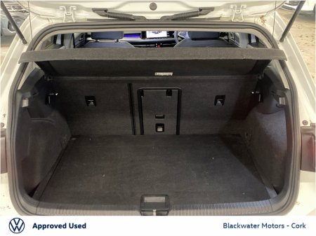 2020 Volkswagen Golf STYLE 1.5 TSI MHEV AUTOMATIC 150BHP €24,995 thumbnail