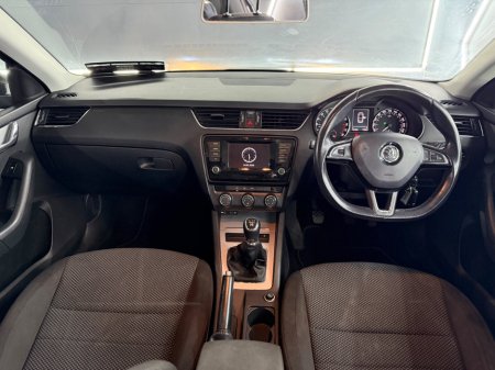 2015 Skoda Octavia - thumbnail 19