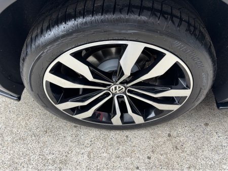 2019 Volkswagen Tiguan - thumbnail 24