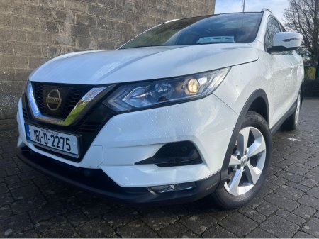 2018 Nissan Qashqai 1.2 SV SS 18 4DR €14,950 thumbnail
