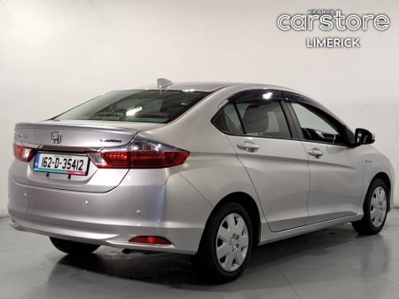 2016 Honda Grace - thumbnail 3