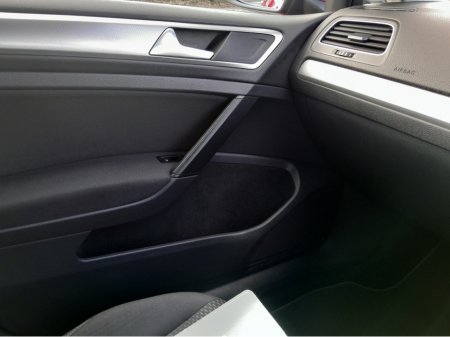 2018 Volkswagen Golf - thumbnail 29