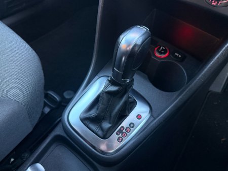 2013 Volkswagen Polo - thumbnail 17