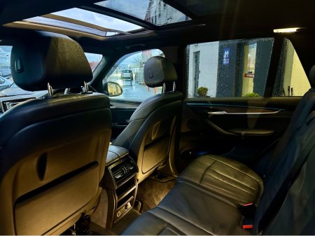 2017 BMW X5 7 SEAT XDRIVE MSPORT SUNROOF €32,450 thumbnail