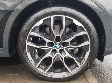 2025 BMW X7 xDrive40d M Sport €172,995 thumbnail