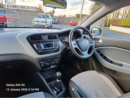 2016 Hyundai i20 1.2 Petrol DELUXE €7,450 thumbnail
