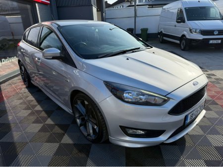 2018 Ford Focus - thumbnail 6