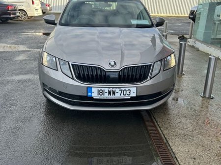2018 Skoda Octavia COM Style 1.6tdi 115HP DSG 4DR €18,500 thumbnail