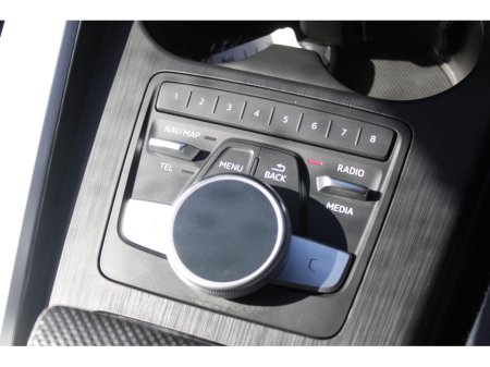 2019 Audi A4 - thumbnail 17