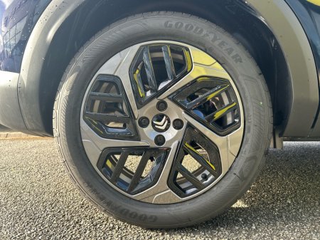 2025 Citroen C4 PLUS PURETECH 130 MY42 €29,950 thumbnail