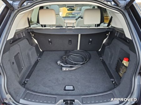 2025 Land Rover Discovery Sport 1.5 I3 PHEV 309 PS AWD S Auto €64,950 thumbnail