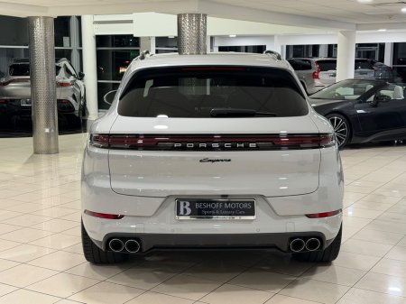 2025 Porsche Cayenne 3.0 V6 E-HYBRID=LOW MILES//HUGE SPEC//AS NEW=2 YEAR WARRANTY=TAILORED FINANCE PACKAGES AVAILABLE=TRADE IN'S WELCOME €114,995 thumbnail