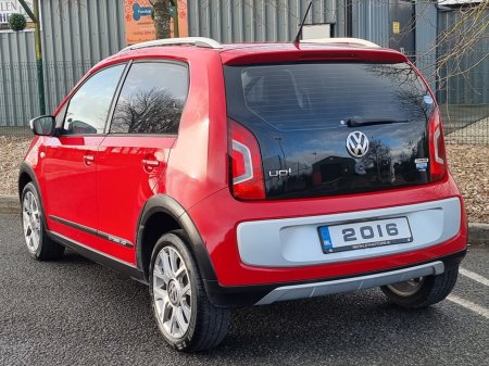 2016 Volkswagen up! - thumbnail 13