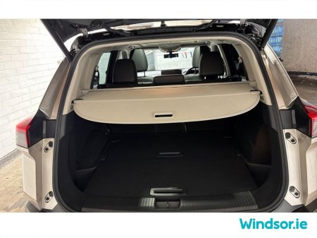 2025 Nissan X-Trail ePOWER X-TRAIL SVE 5 Seater €52,495 thumbnail