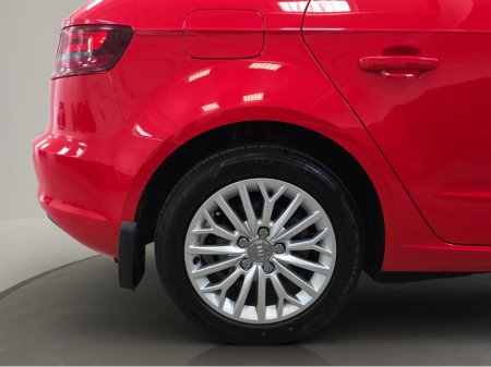 2015 Audi A3 - thumbnail 26