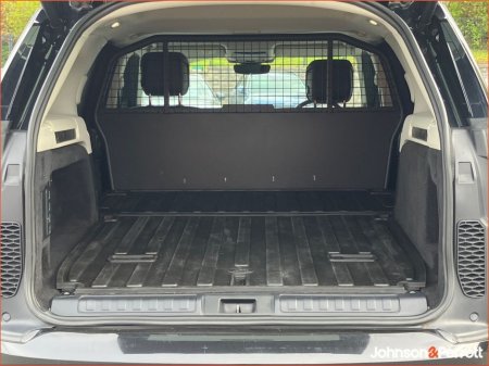 2023 Land Rover Discovery - thumbnail 13