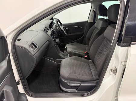 2017 Volkswagen Polo - thumbnail 16